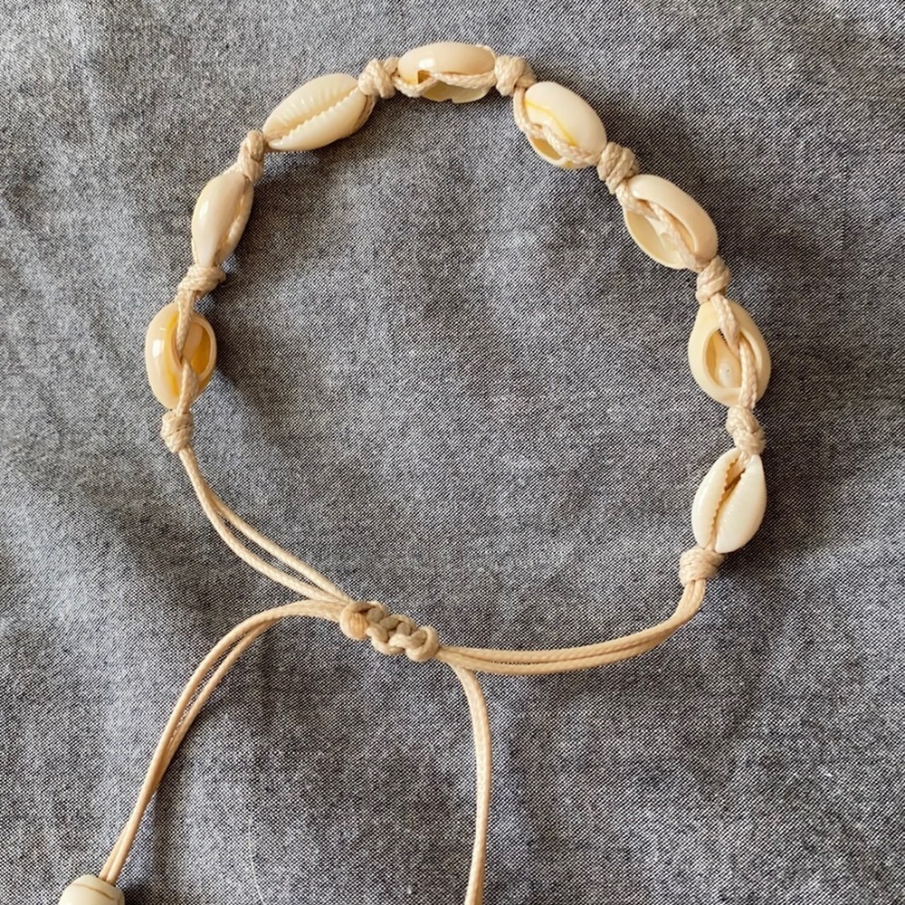 Shell braclet